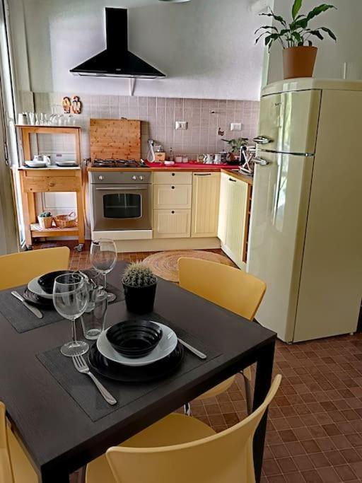 Forti Genova-Free Parking Castellaccio Apartment 2 ภายนอก รูปภาพ